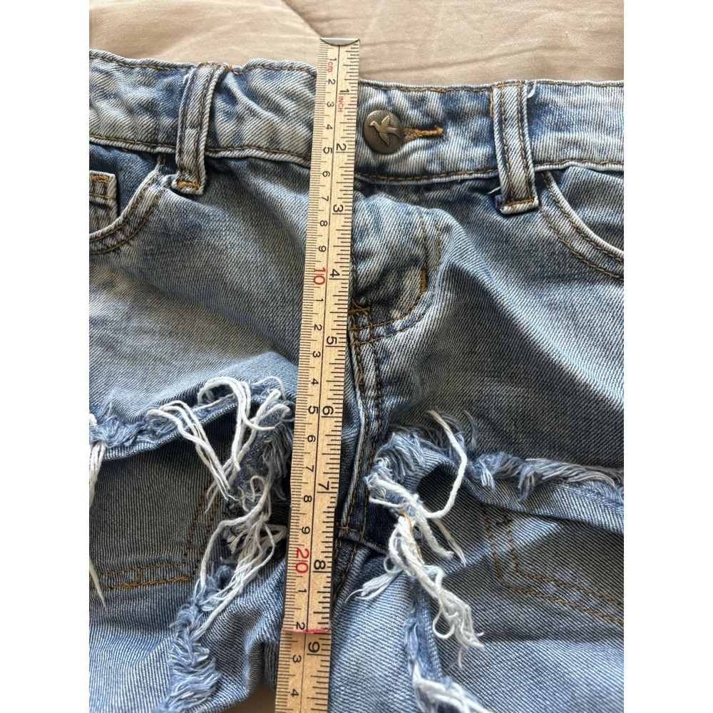Others Follow Denim Cut Off Booty Floral Embroidered Crochet Shorts Size 25 - Picture 9 of 9